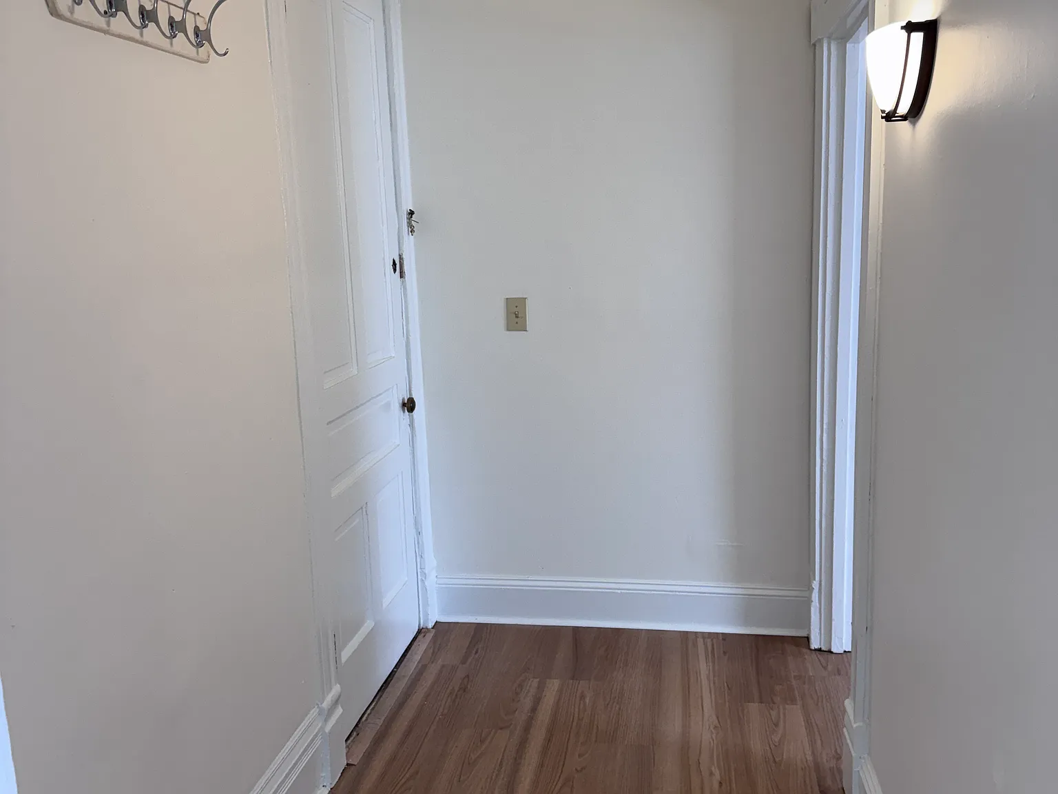 1 bed, 550 sqft, $1,100 — Photo 2