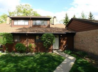 59 Mariner Ln, Fox Lake, IL 60020