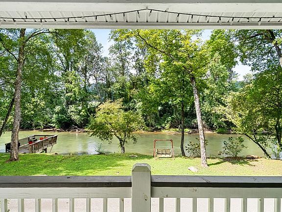 5th image of 270 Hiawassee River Rd