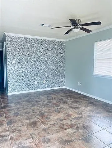 2 bed, 1.0 bath, 838 sqft, $1,000 — Photo 4