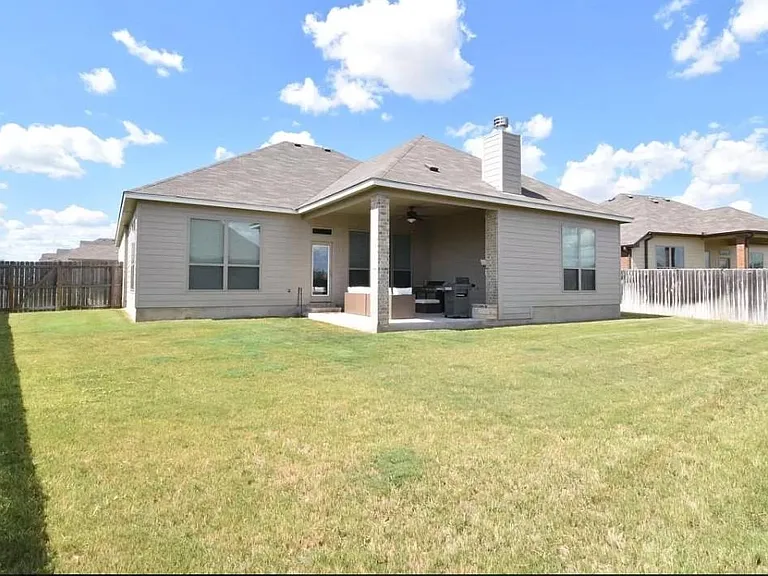 1311 Westwood Hills Blvd — Photo 14