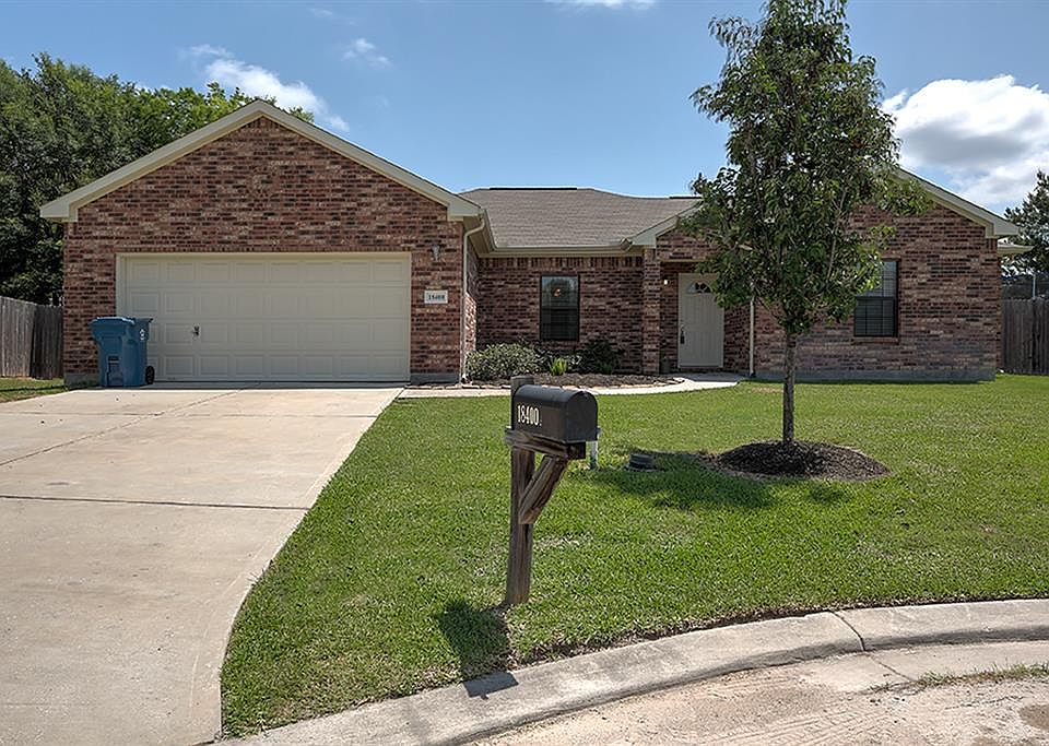 1st image of 18400 Sunrise Oaks Ct