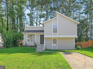 6237 Creekford Dr, Lithonia, GA 30058