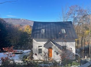 5 S Hill St, Ludlow, VT 05149
