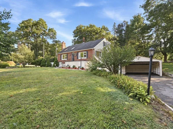 189 Allen Rd, Billerica, MA 01821