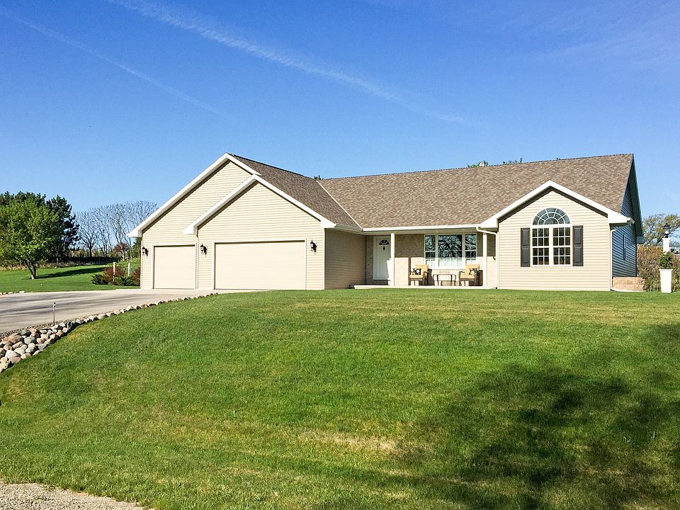 7365 Casey Ln, Sobieski, WI 54171 | Zillow