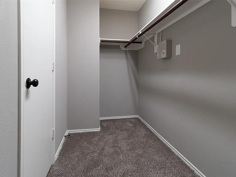 9331 Norwood Trails Dr — Photo 24