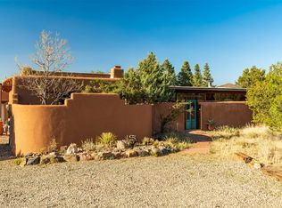9 Domingo Rd, Santa Fe, NM 87508