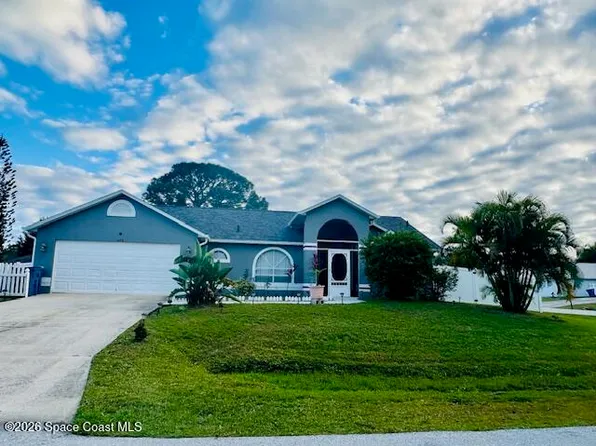 1098 Falconer St NW, Palm Bay, FL 32907