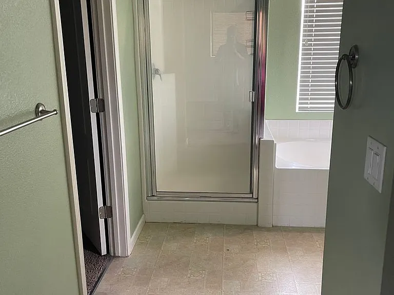 1746 Olive Branch Ct — Photo 27