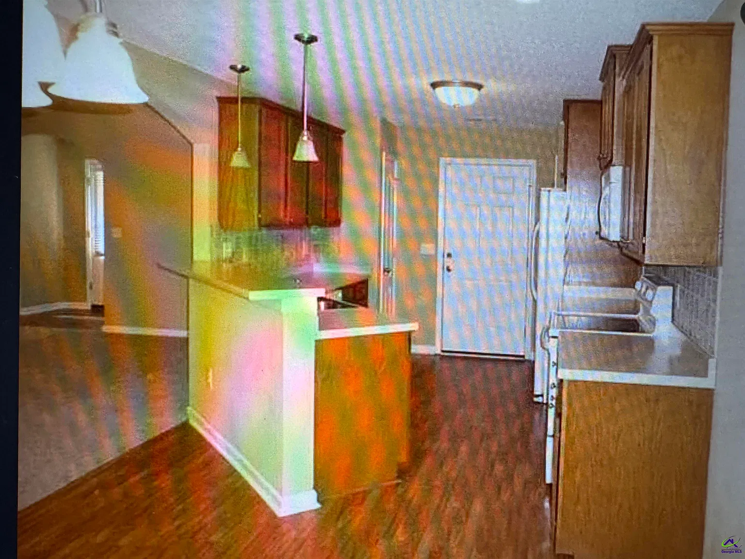 3 bed, 2.0 bath, 1547 sqft, $1,700 — Photo 2