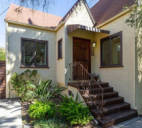 3rd image of 3355 Glenhurst Ave