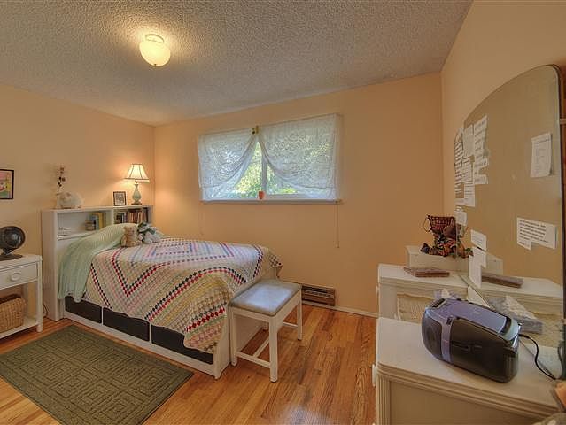1st image of 1442 E Mason Ave