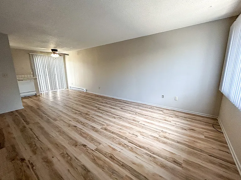 1073 Ruge St NW #1073 — Photo 7