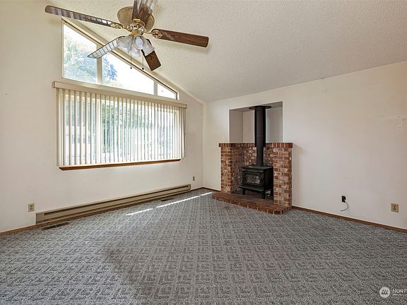 5th image of 1503 Canyon Court