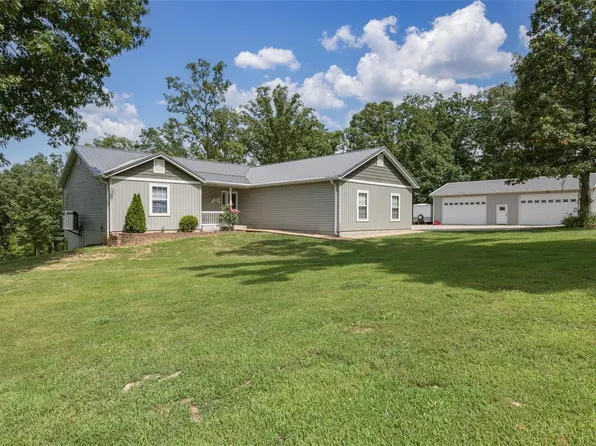 5032 Autumn Wood Rd, De Soto, MO 63020