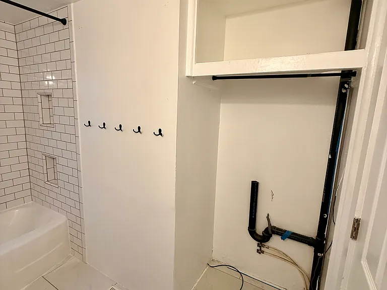 19 W Valley Dr — Photo 14
