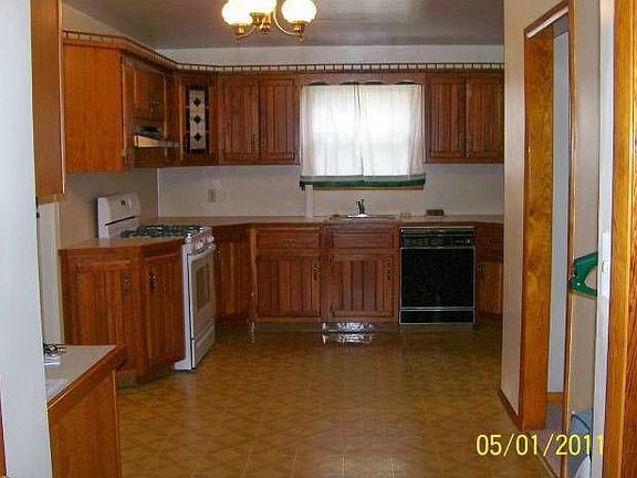 HUGE kitchen