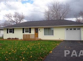 312 Elmhurst Dr, Washington, IL 61571
