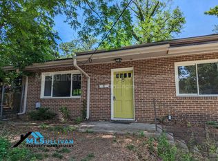 911 Fiske St, Durham, NC 27703