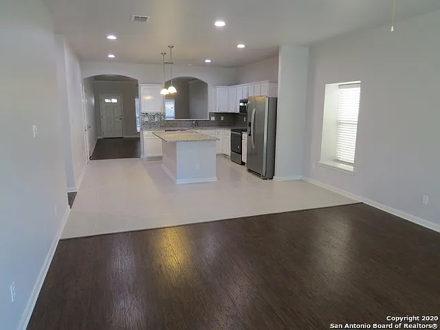 561 Slippery Rock — Photo 10