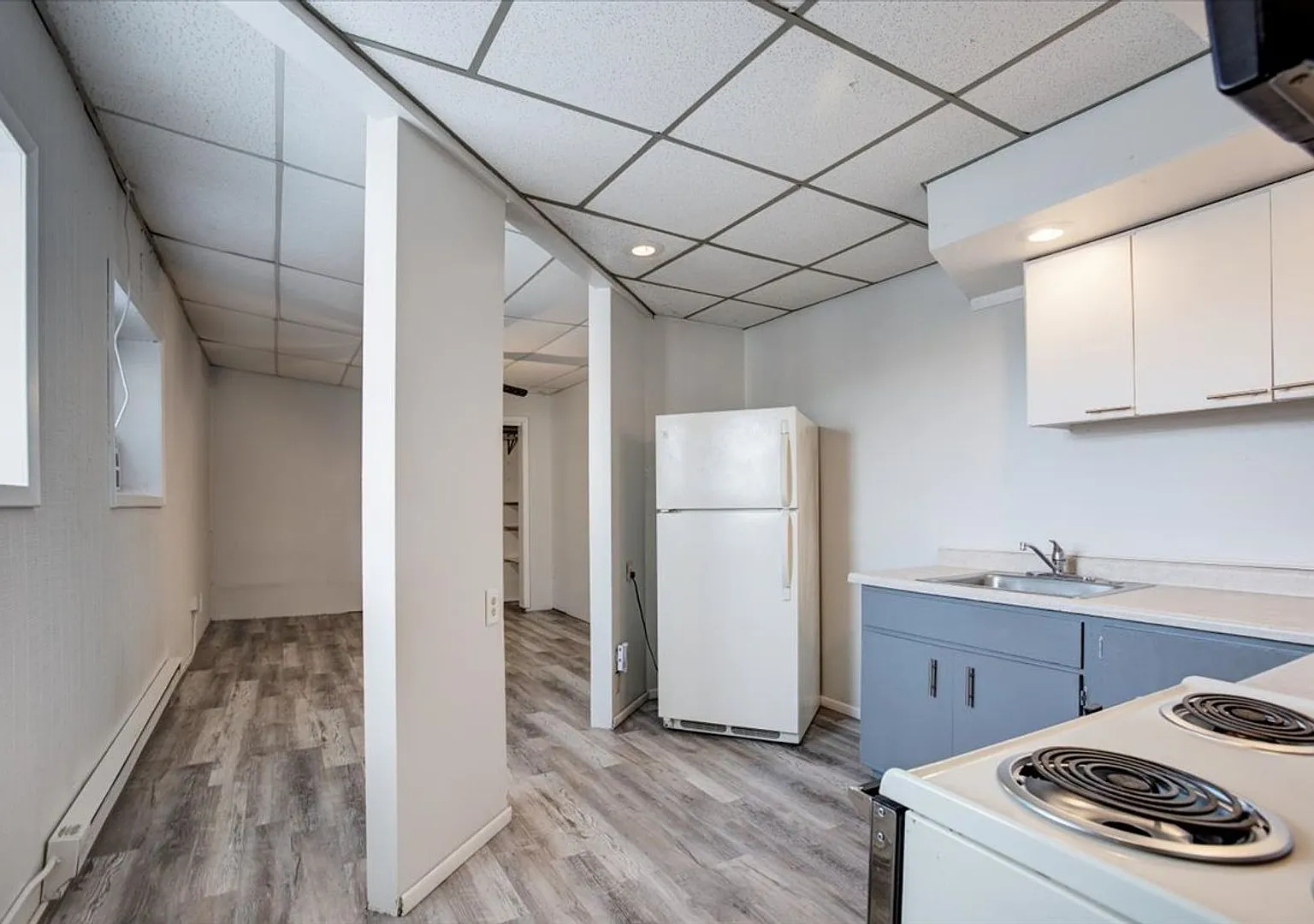 Downtown Studio Apartment Walkable & Affordable! — Photo 4