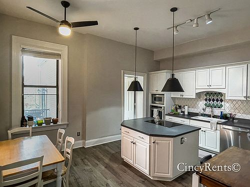 5th image of 523 Liberty Hl #1
