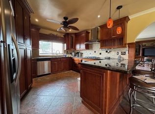 1922 N Alvarado St, Los Angeles, CA 90039