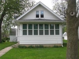 513 Jackson St, Fort Atkinson, WI 53538