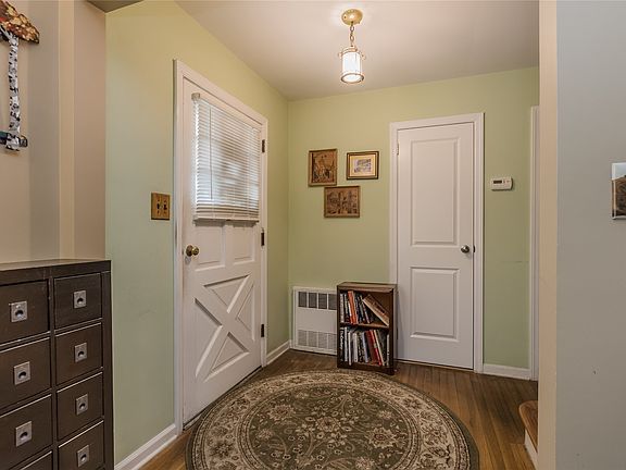 4th image of 234 Whitehall Blvd