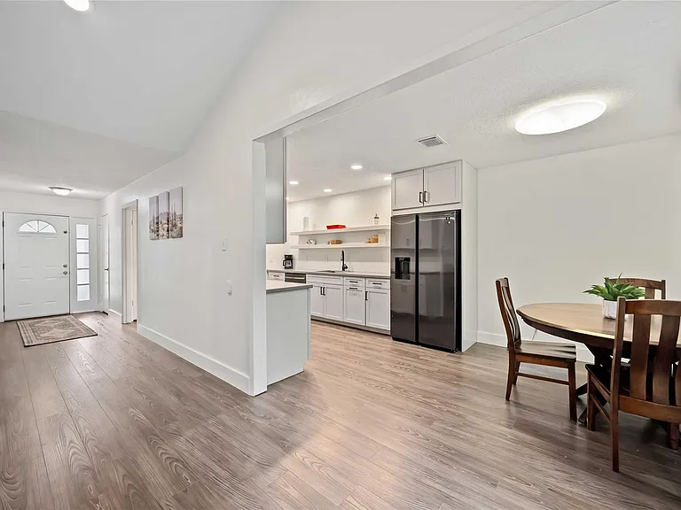 22419 Deville Dr — Photo 10