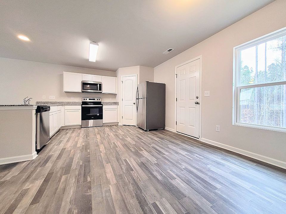 1st image of 250 Mariposa Ln