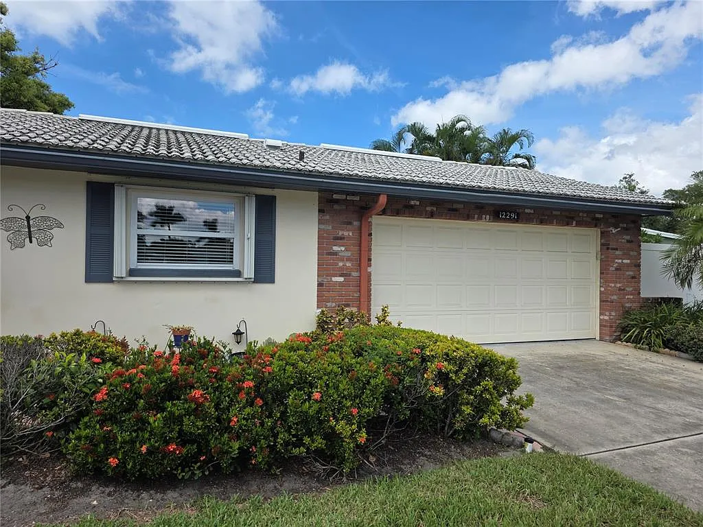 2 bed, 2.0 bath, 1400 sqft, $2,850 — Photo 3