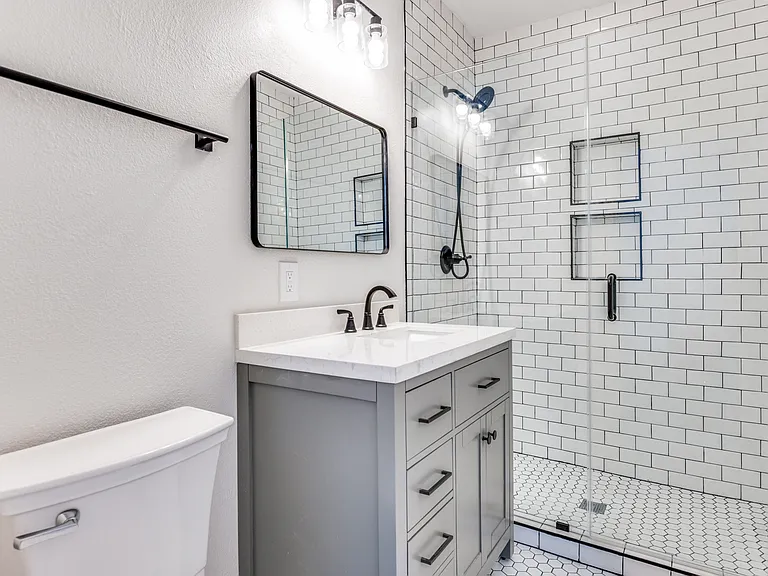 1631 Homewood Pl — Photo 7