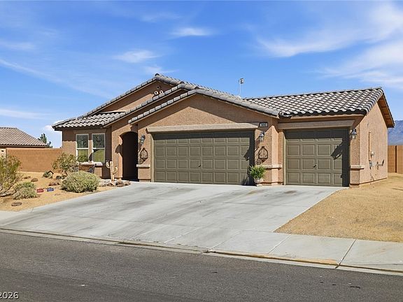 4th image of 3890 E Marathon Dr