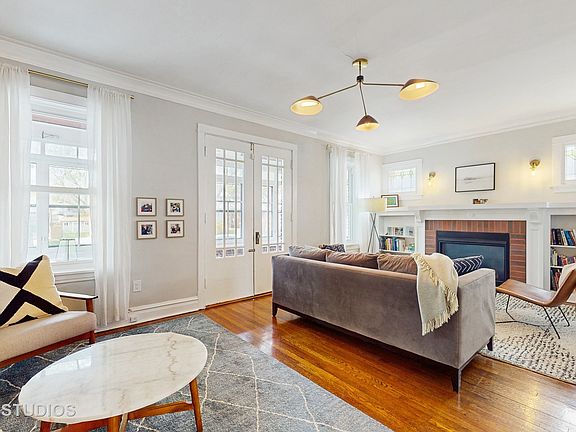 4th image of 5111 N Saint Louis Ave