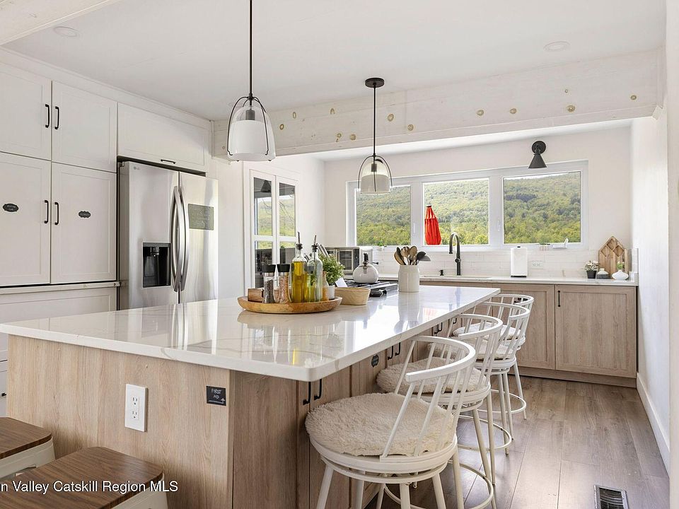 1st image of 769 Mitchell Hollow Road