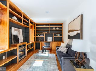 2032 Naudain St, Philadelphia, PA 19146