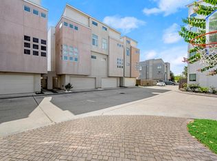 2316 Sperber Ln, Houston, TX 77003