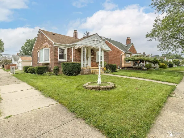 18206 Wood St, Melvindale, MI 48122