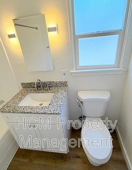 202 E Walnut St #216 — Photo 10