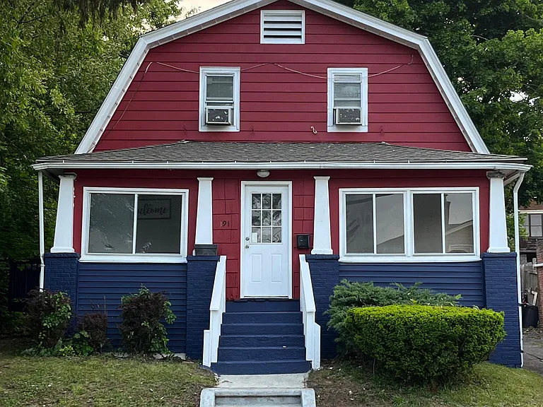 191 Frost Rd — Photo 1