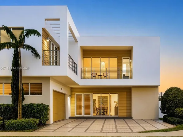 7472 NW 100th Ave, Doral, FL 33178