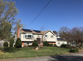 54 Cumberland Dr, Brockton, MA 02301