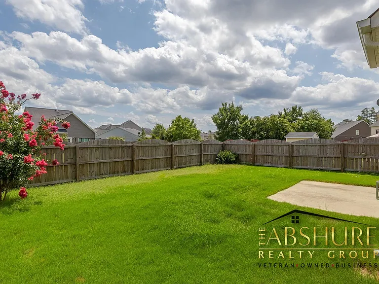 535 Smithridge Way — Photo 29