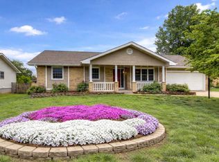 916 E Meadowlark St, Springfield, MO 65810