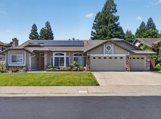9492 Porto Rosa Dr, Elk Grove, CA 95624