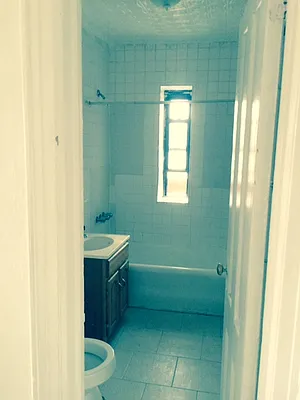 Rented by Moses Stoller, LREB | media 20