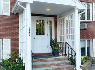 122 Decatur St APT 1, Arlington, MA 02474
