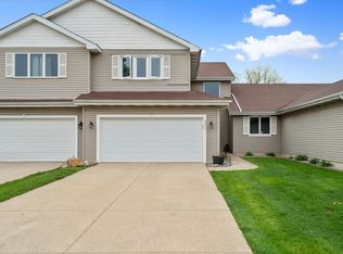 8643 Calhoun Pl, Crown Point, IN 46307